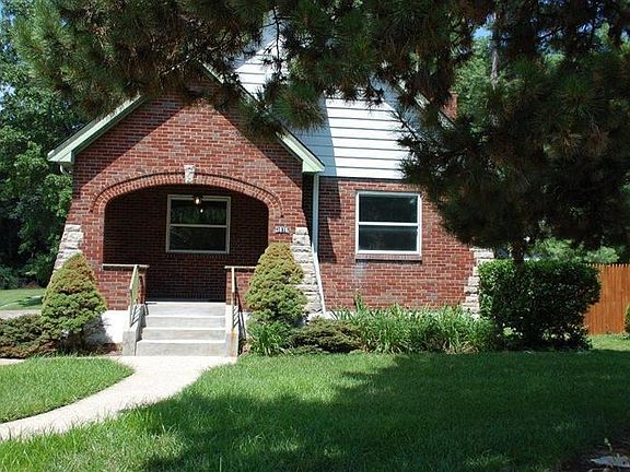 2nd image of 3979 Janett Ave