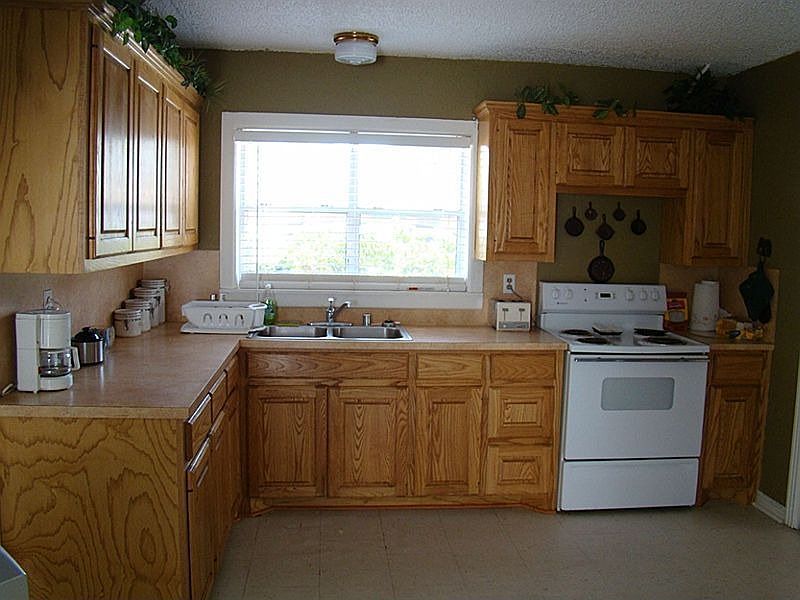 1st image of 3207 W Illinois Ave