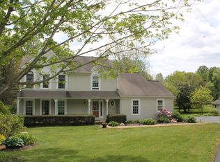120 Spottswood Ln, Kennett Square, PA 19348