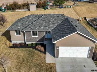 910 Fairway Ct, Crete, NE 68333