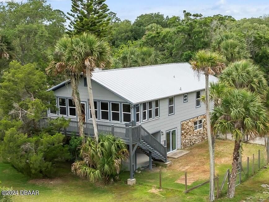 1st image of 945 Bay Dr