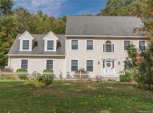 33 Williamsburg Rd, Marlborough, CT 06447