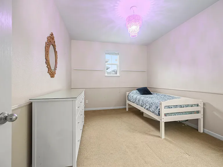 512 Falling Star Dr — Photo 15