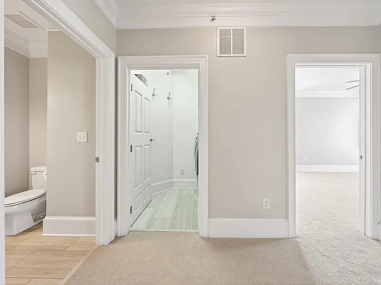423 Waterford Lake Dr — Photo 31