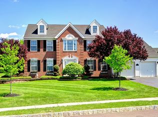 3914 Miriam Dr, Doylestown, PA 18902