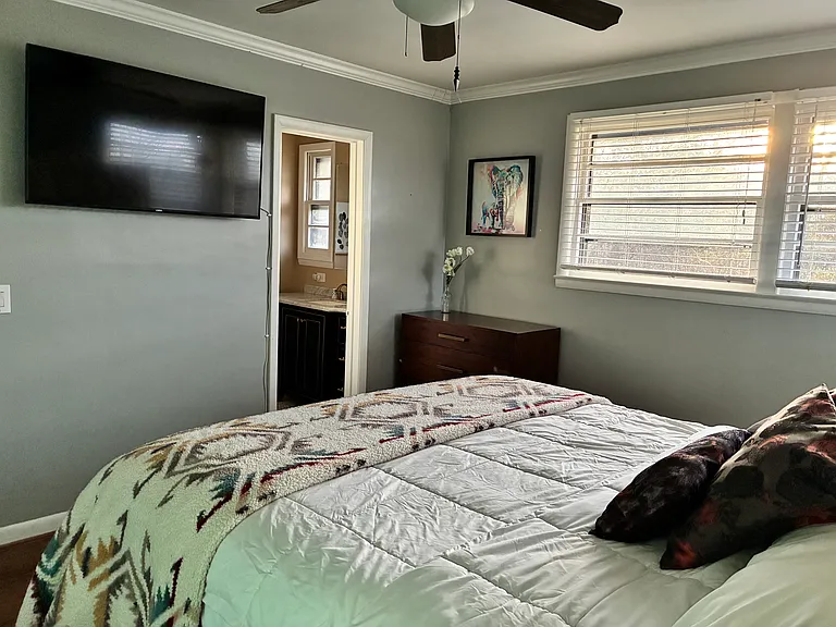 213 Peeler Trl — Photo 10
