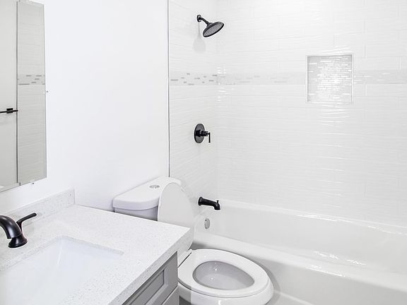 5th image of 3141 Frieda St #A