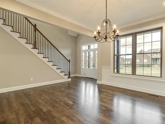 4th image of 1151 Potterstone Dr