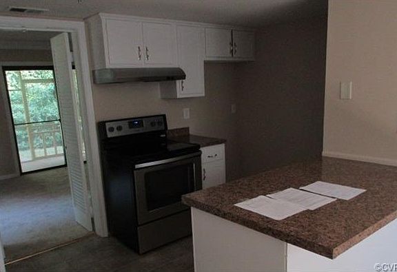 2nd image of 1514 Front Royal Dr #1514