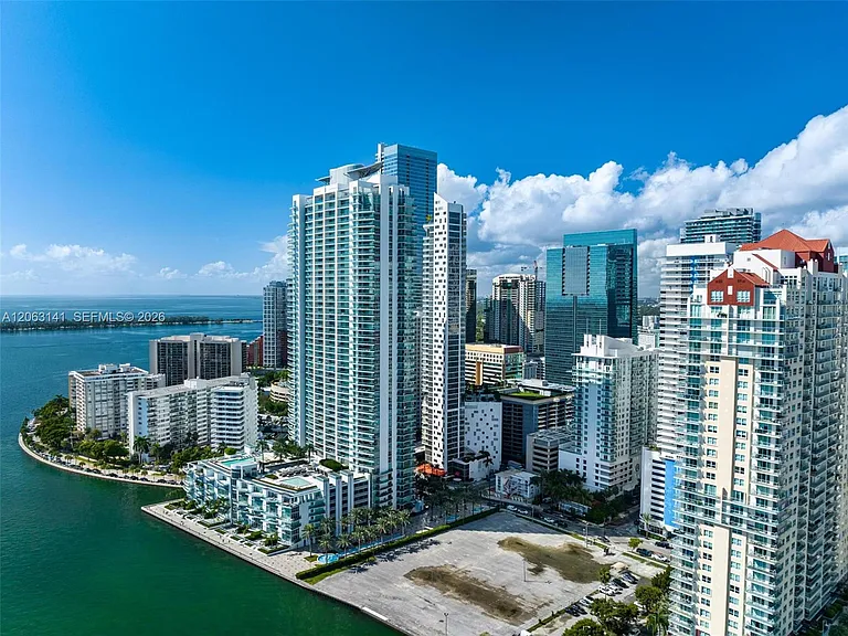 1300 Brickell Bay Dr #2010 — Photo 25