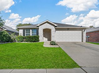 16420 Cowboy Trl, Justin, TX 76247