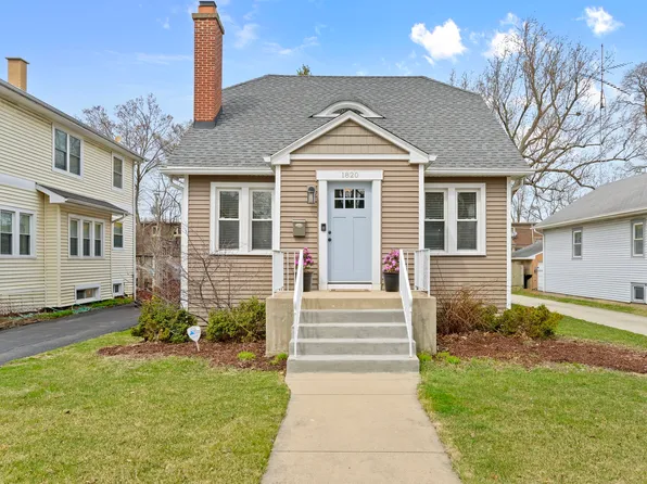 1820 Henley St, Glenview, IL 60025
