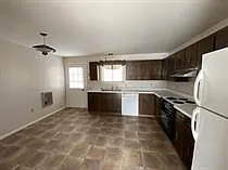 917 Alder St — Photo 4