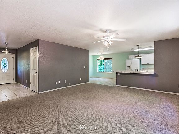 2nd image of 17604 Valley Lane SE