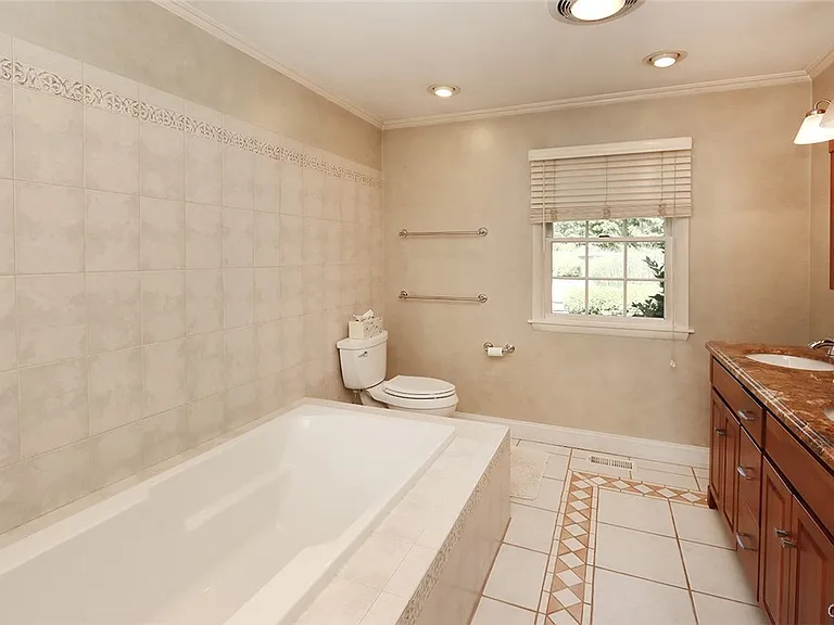 2890 W Lake Rd — Photo 33
