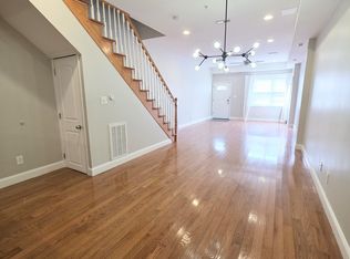 2021 S 12th St, Philadelphia, PA 19148
