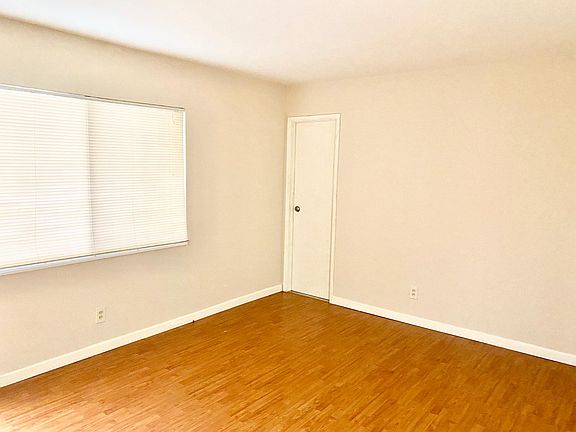 2nd image of 3631 Midvale Ave APT A