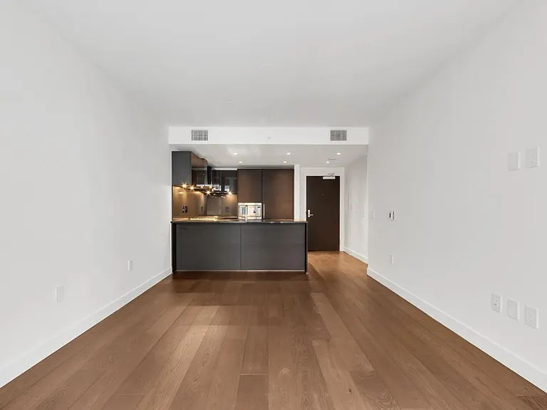 1571 W 57th Ave #506 — Photo 8