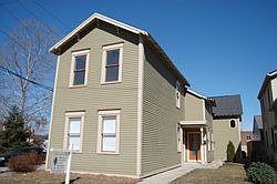 2nd image of 516 E Michigan St