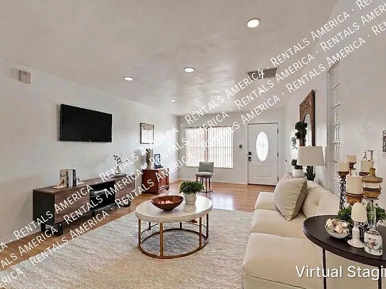 9011 W Floyd St — Photo 22