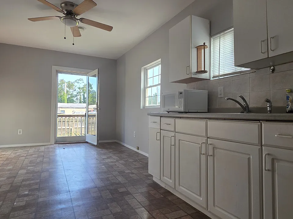 50-56 Bayville Ave #5