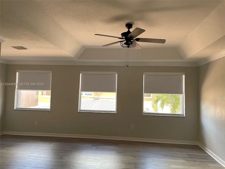 15431 SW 39th Ter — Photo 16