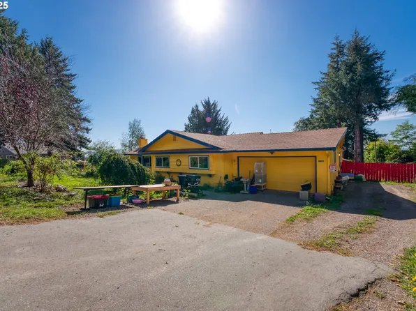 15780 Pelican Bay Dr, Brookings, OR 97415