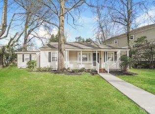 2801 Attaberry Dr, Charlotte, NC 28205