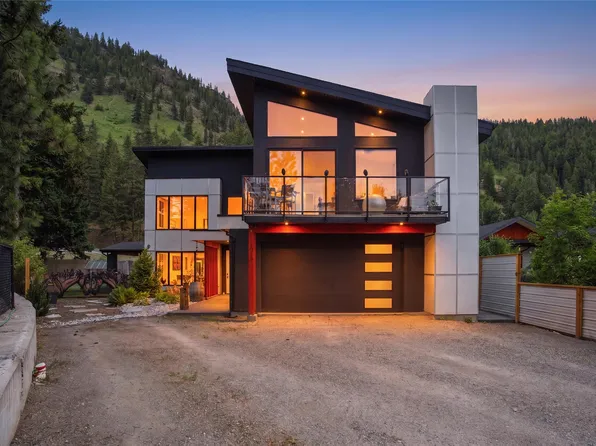 1015 Paquette Rd, Chase, BC V0E 1M1