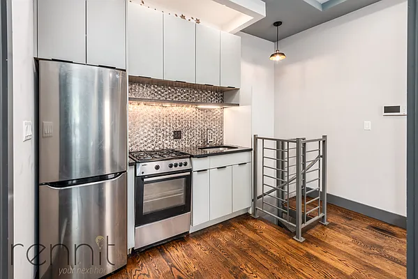 Rented by Rennit Inc. | media 2