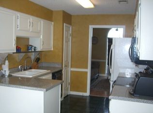 913 Pine Wood Pl, Southaven, MS 38671