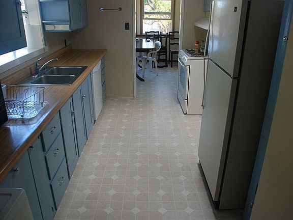 Kitchen East