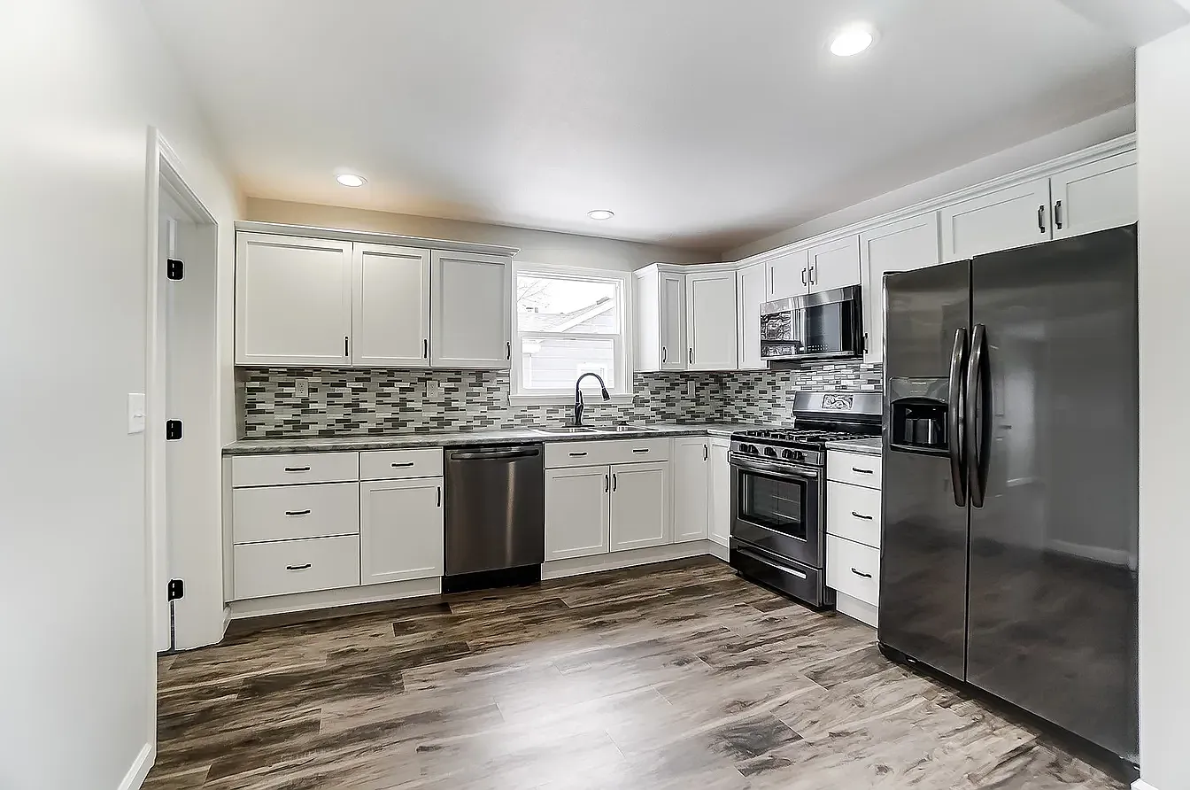 2 bed, 1072 sqft, $1,500 — Photo 4