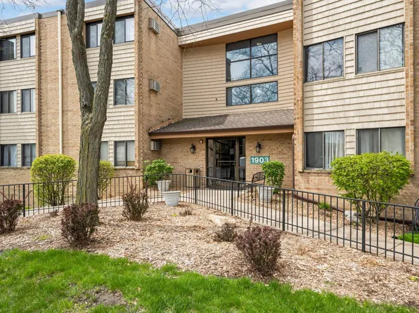 1903 Silver Bell Rd APT 317, Eagan, MN 55122