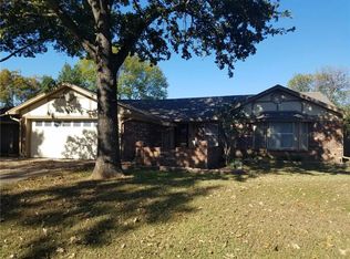 1009 Westminster Ln, Mansfield, TX 76063