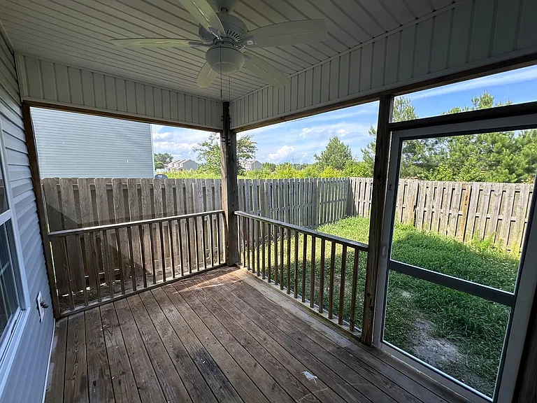 313 Burley Dr #11 — Photo 11