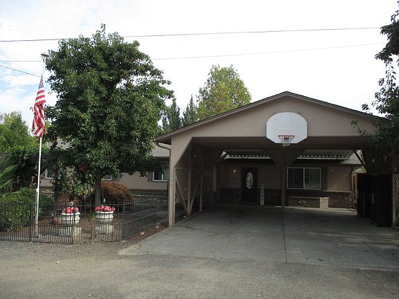 2nd image of 1245 Woodland Ave