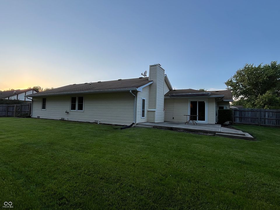 2nd image of 725 Green Meadow Dr