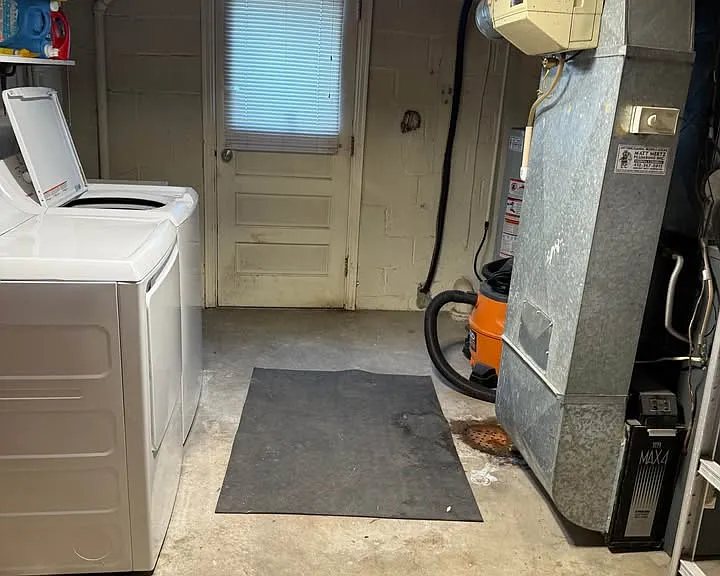 103 Raleigh Ct — Photo 12