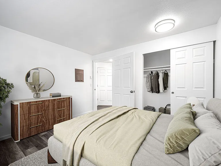 Inglewood Apartments — Photo 6