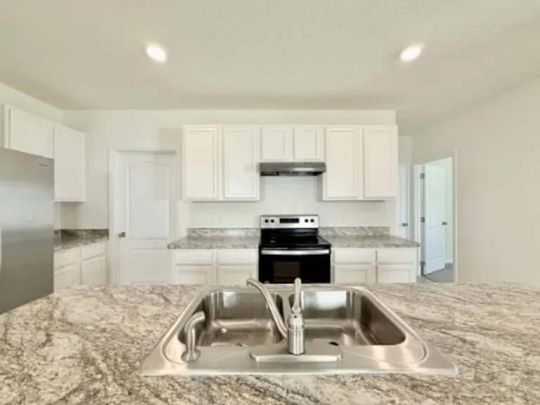 1374 Holodak Dr — Photo 13