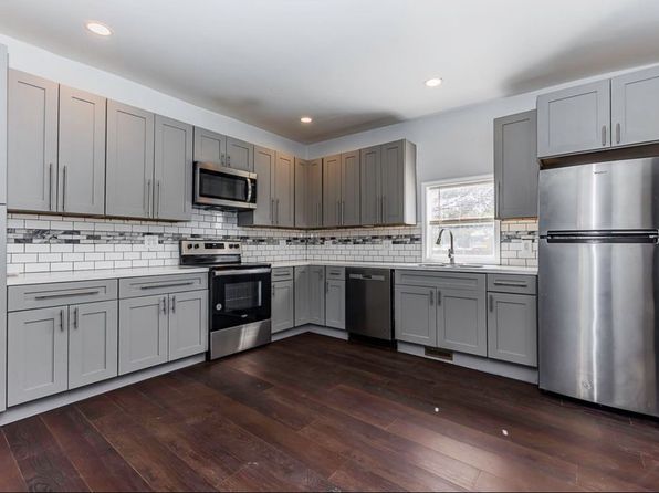 931 W Main St