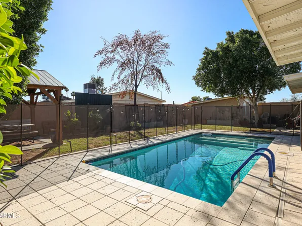 6037 W MARCONI Avenue, Glendale, AZ 85306