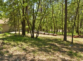12217 Alta Sierra Dr, Grass Valley, CA 95949