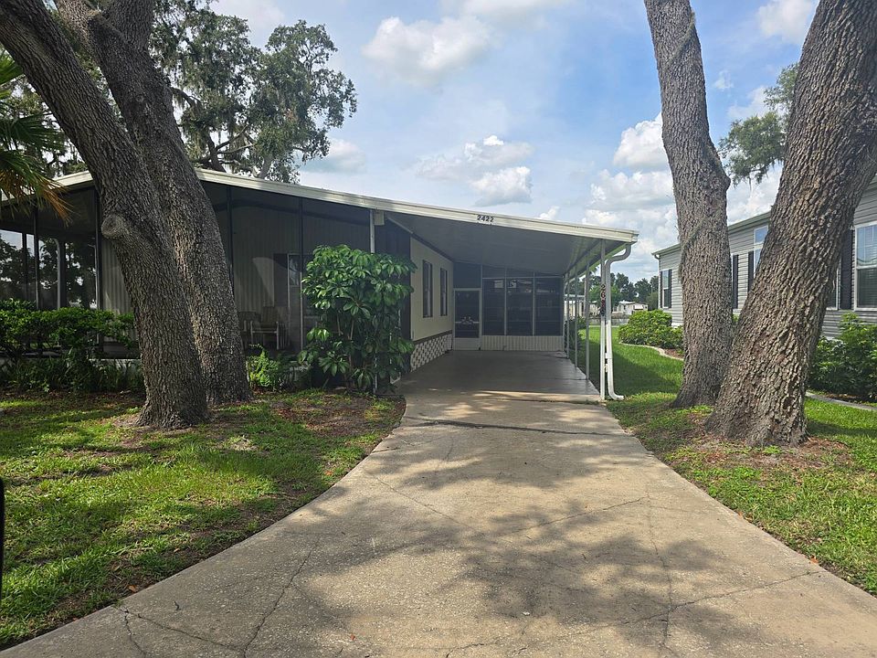 1st image of 2422 Azalea Ln #26