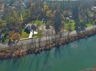 625 Tonawanda Creek Rd, Amherst, NY 14228
