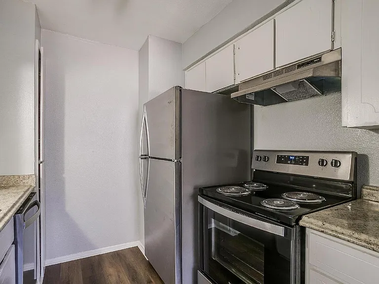 5201 Curzon Ave #5 — Photo 12