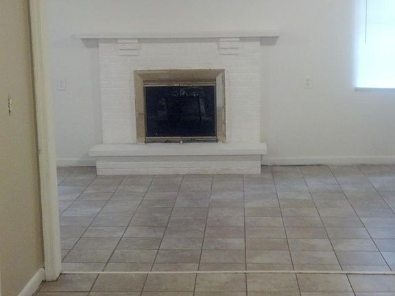 4th image of 9404 Aristides Dr
