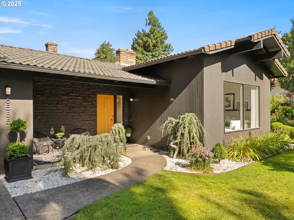 6585 SW 89th Pl, Tigard, OR 97223