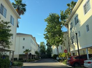 9829 Meadow Field Cir, Tampa, FL 33626